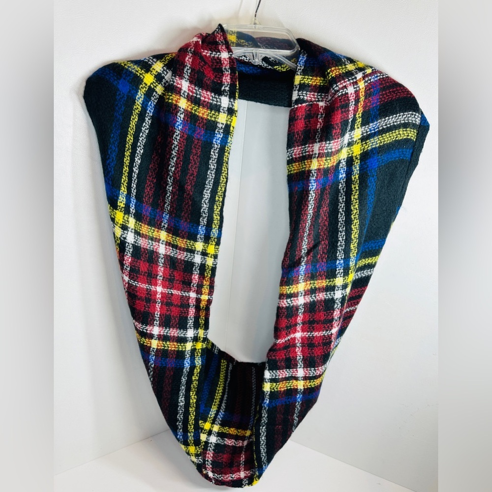 Plaid Multicolor 100% Acrylic Infinity Blanket Scarf With Hidden Zip Pocket